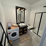 Apartment Moderne Et Equipe *